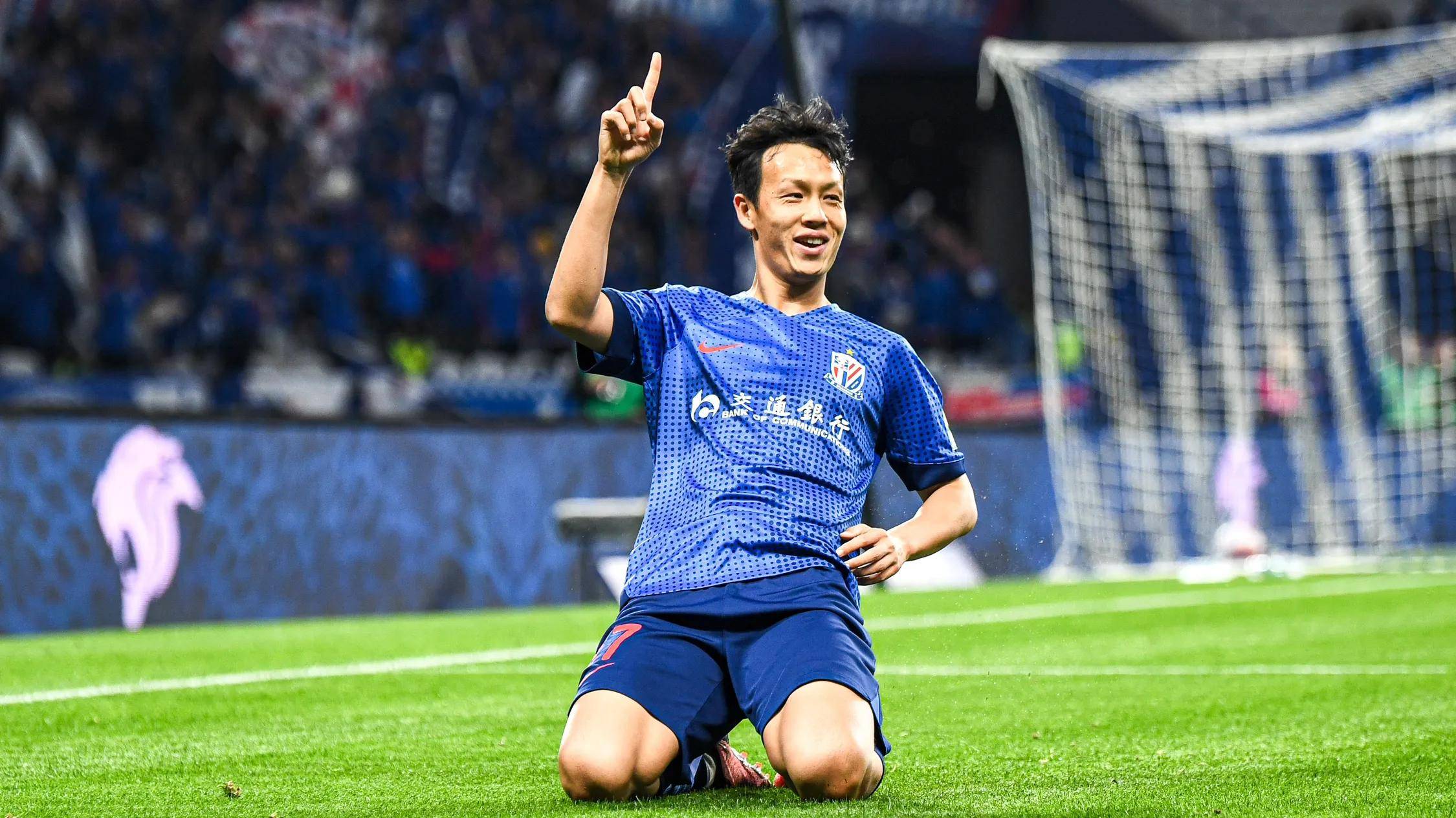 半岛体育登入-中超传奇球员，谁将再现辉煌的简单介绍