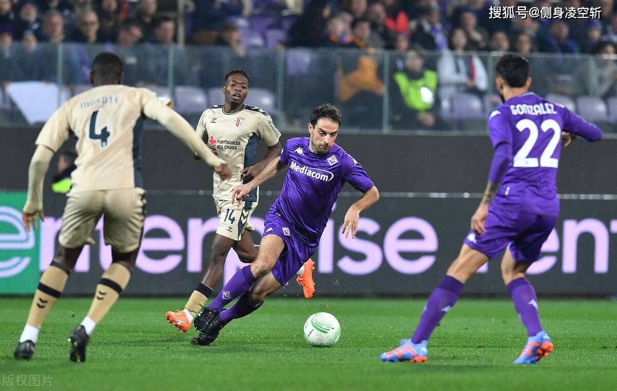 半岛体育综合官网-意外之战：实力悬殊晋级淘汰