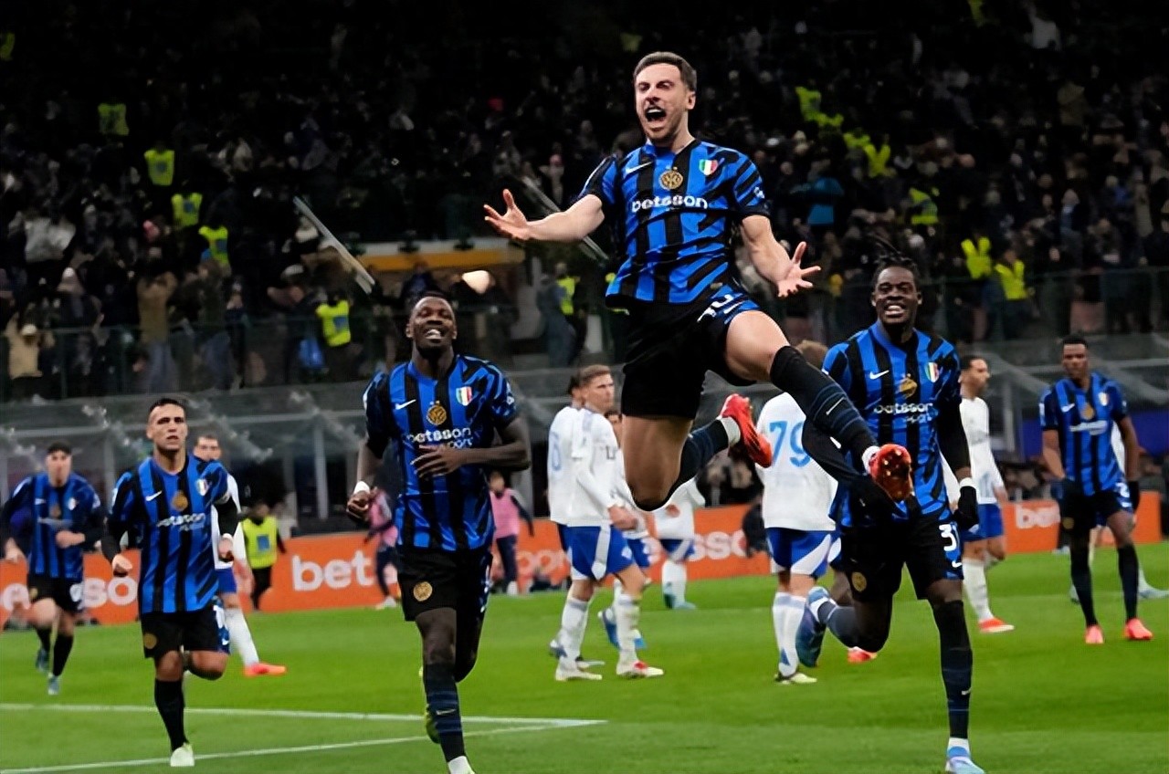 半岛体育在线网站-波黑力克拉脱维亚，成功杀入欧预赛半决赛