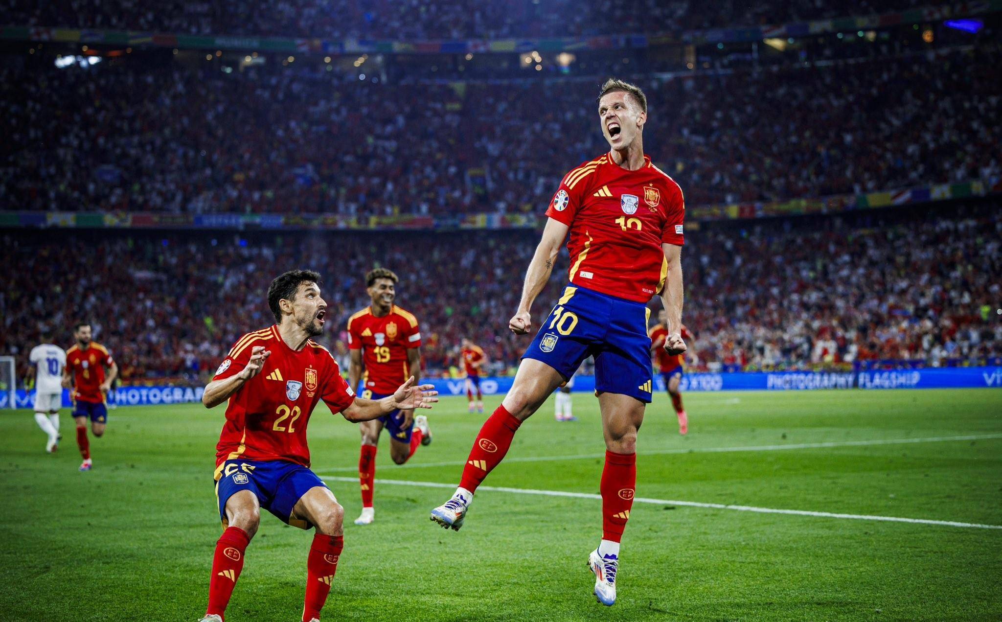 半岛app下载体育-关于西班牙足球传统强队再度占据主导！的信息