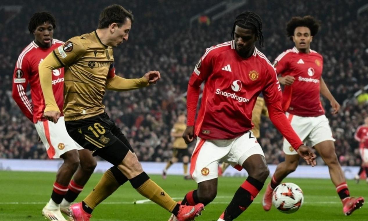 半岛体育全站-包含老特拉福德球场见证了一场惊心动魄的逆转战的词条