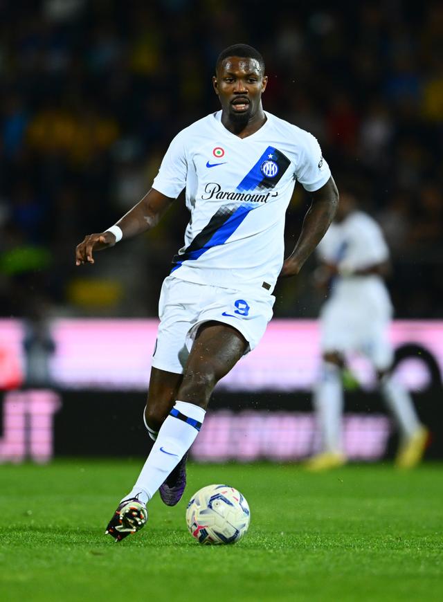 半岛体育app投注-卡利亚里主场强势，对手难以抵挡